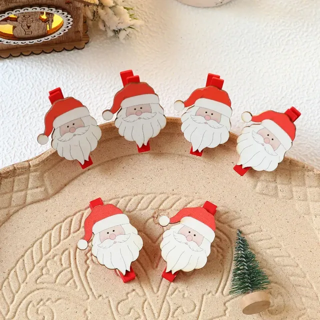 Set of 6 wooden pins with traditional Christmas symbols