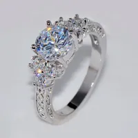 Ladies beautiful ring with rhinestones Maya