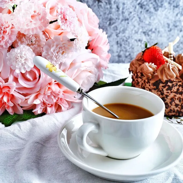 Linguri de ceai cu floare