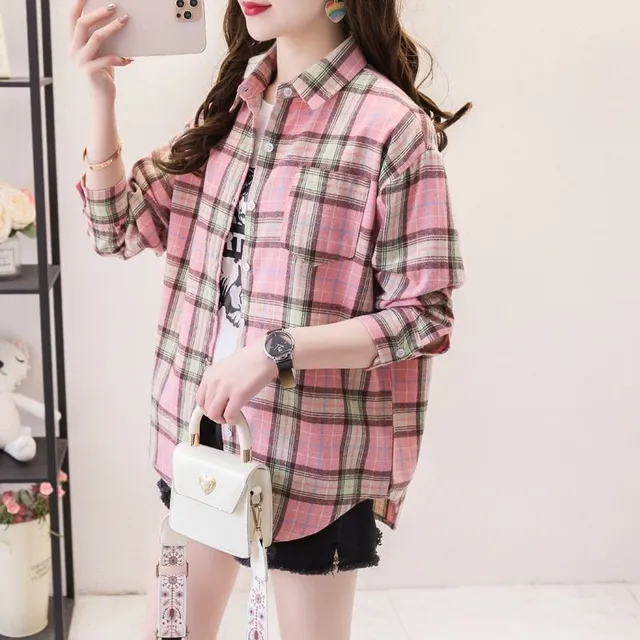 Women's free time flannel shirt with long sleeve