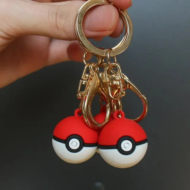 Trendy roztomilý přívěsek na klíče ve tvaru pokeballu v červené barvě