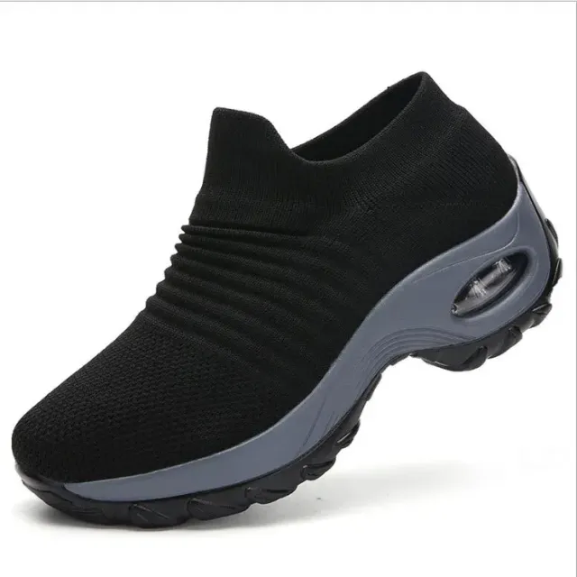 Women's orthopedic sneakers on the platform