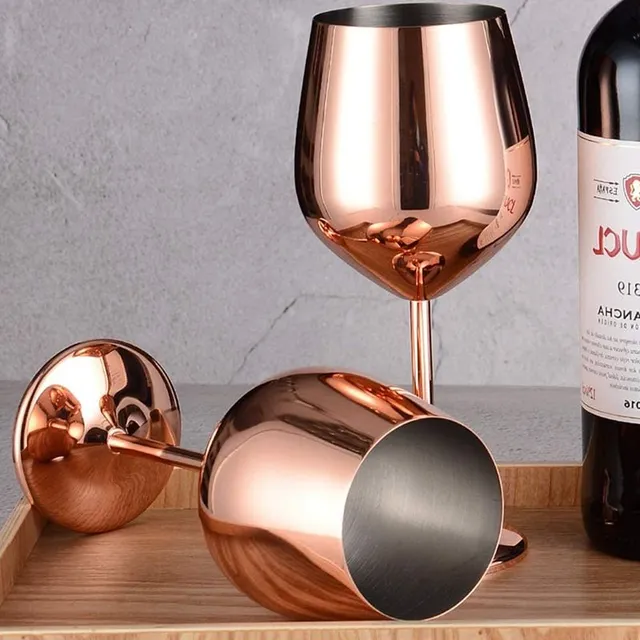 Metallic wine glasses