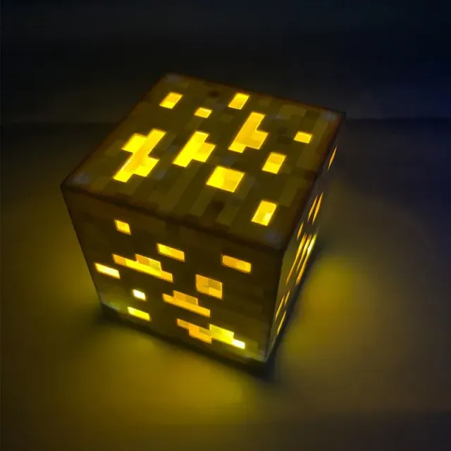 Dekoratívne nabíjacie svietidlo v diamantovej kocke Minecraft