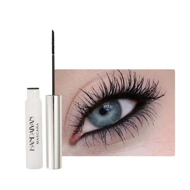 Color mascara with long-lasting effect Fast-dry mascara with color effect on the extension of algae