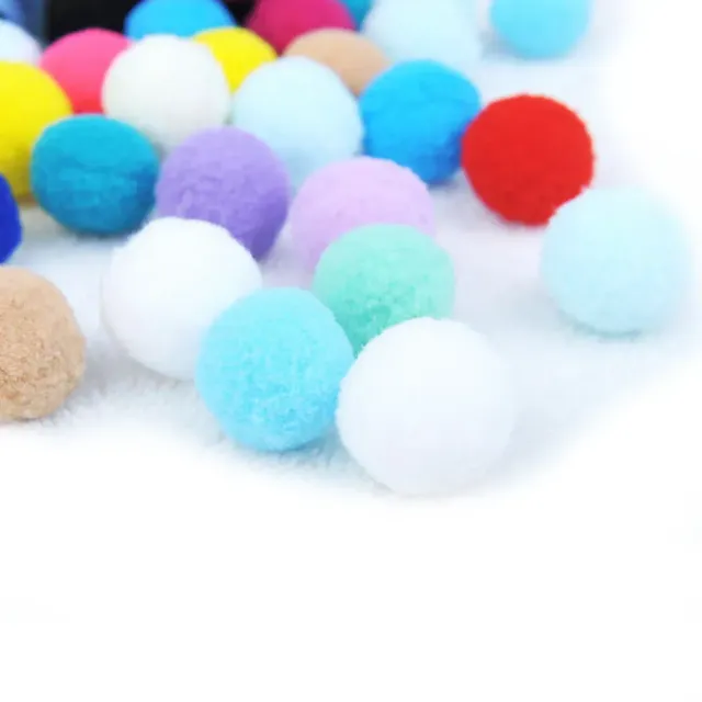 50/100 pieces toy for cats - balls made of stuffed animals