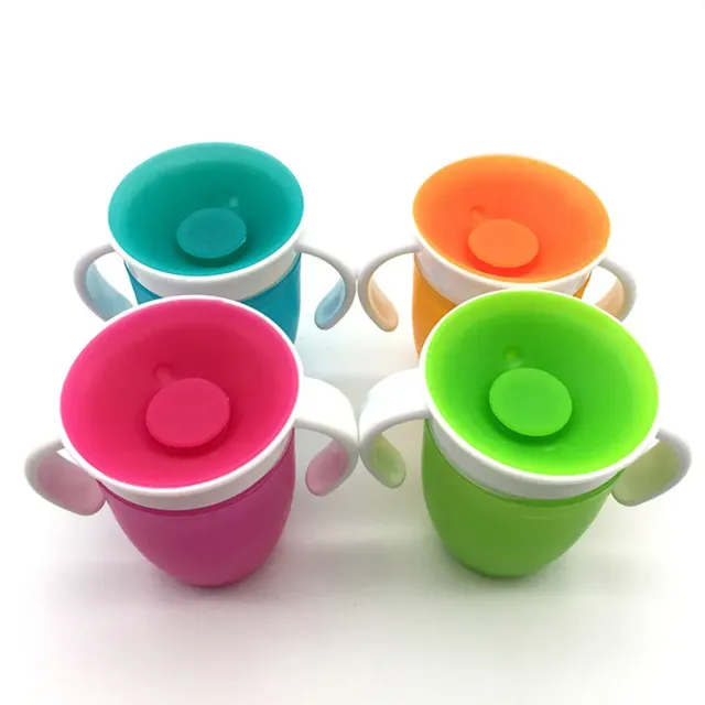 Kids 360° swivel cup with leakproof lid and handles