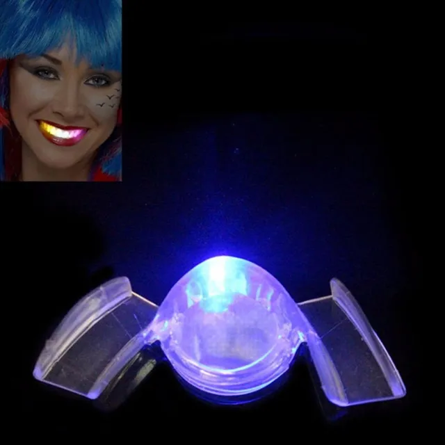 Megvilágított LED fogak partyhoz