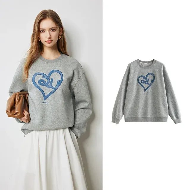 Women's autumn sweatshirt with round neckline and heart-shaped embroidery