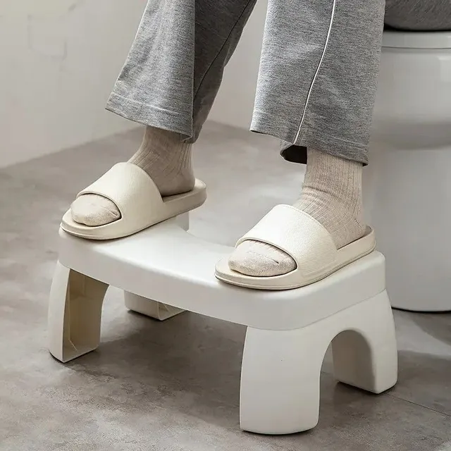 Portable rounded step to the toilet Anti-suited plastic stool to the toilet Resistable stand to the toilet Toilet stool under the feet Toilet stool to the arc 39 x 22 x 17 cm