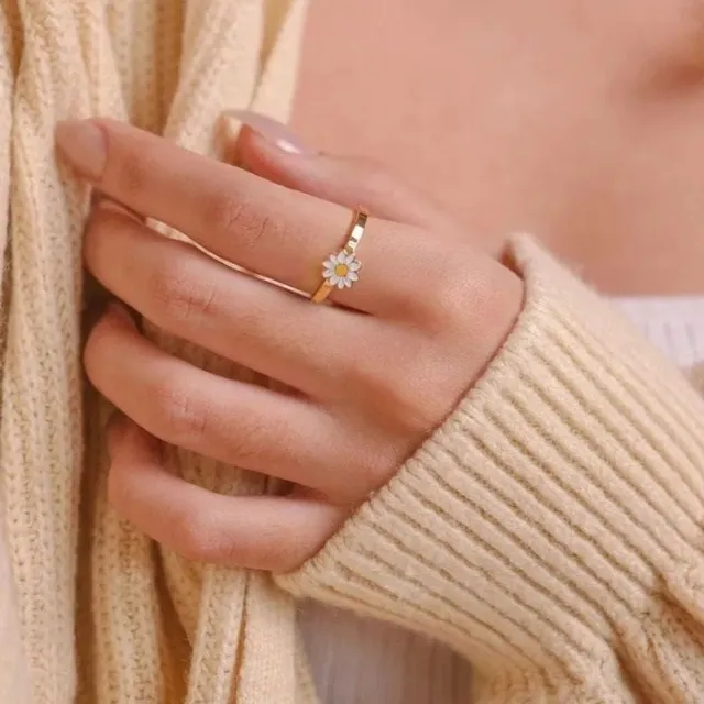 Modny obrotowy pierścień stresowy z motywem pieluszki dla nastolatków
