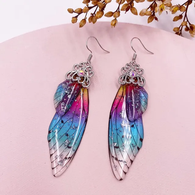 Earrings with fairy-tale wings