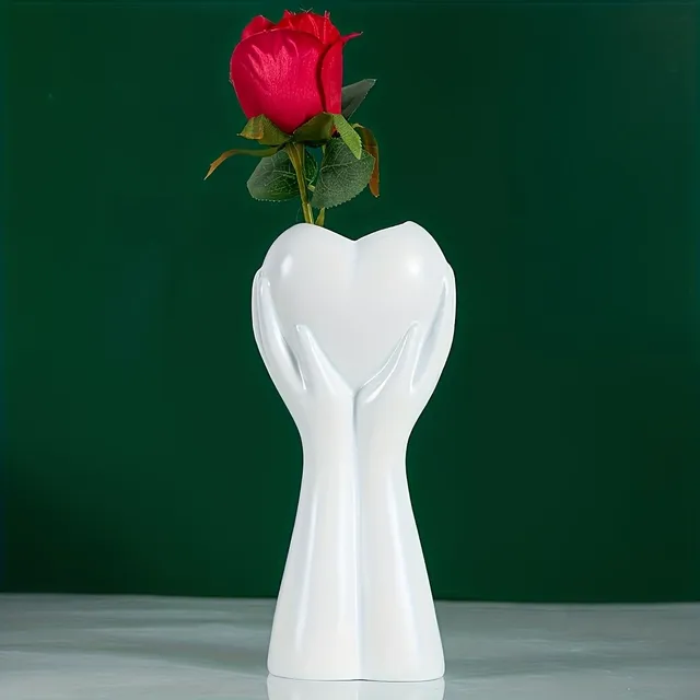 Elegant Nordic vase for hydroponic cultivation