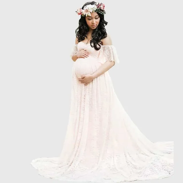 Dámske romantické čipkované šaty na materské fotenie
