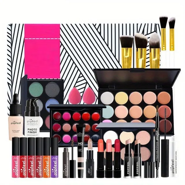 The magic look: the perfect make-up kit with shadow palette for women