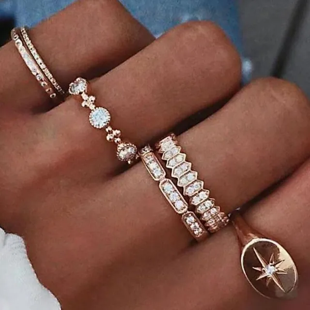 Luksusowy zestaw pierścionków damskich - różne warianty