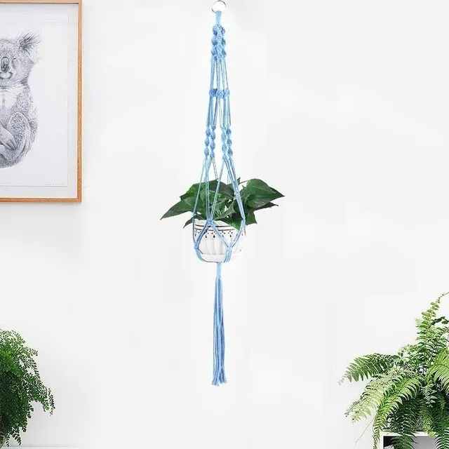 Macramé curtain for pot