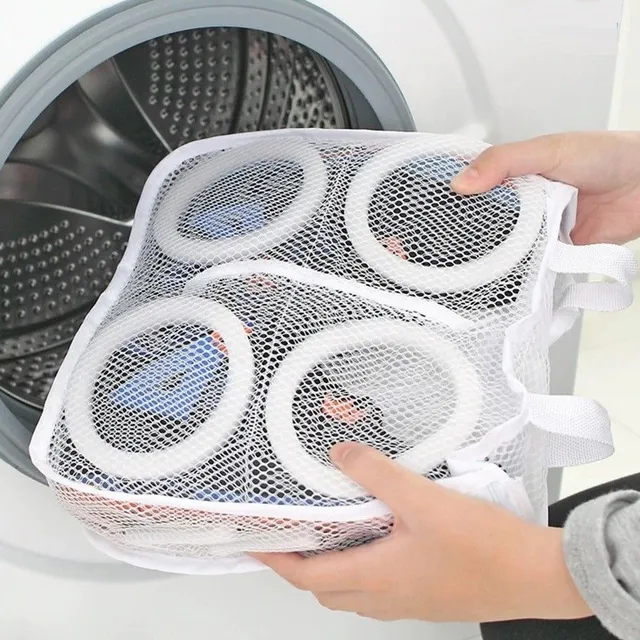 Shoe-washing bag