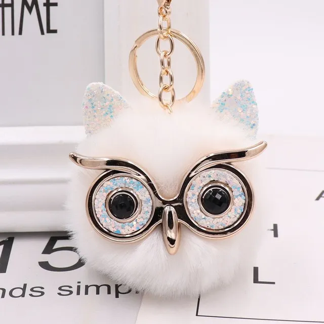 Owl pendant for handbag with fur