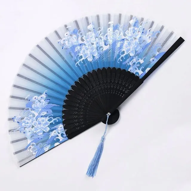 Elegant fan with Chinese theme