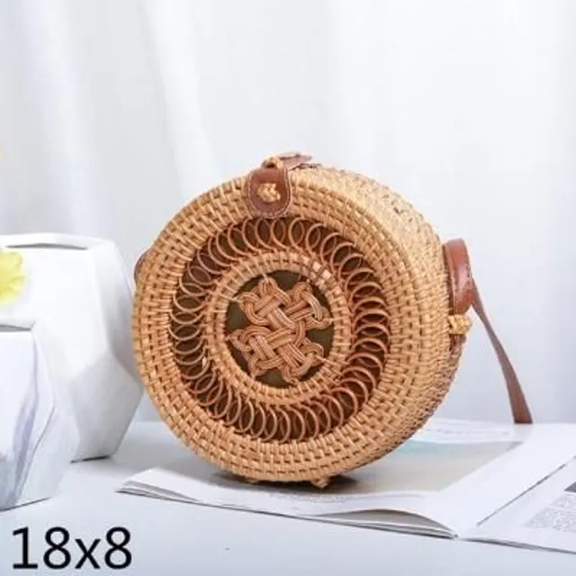 Rattan round handbag