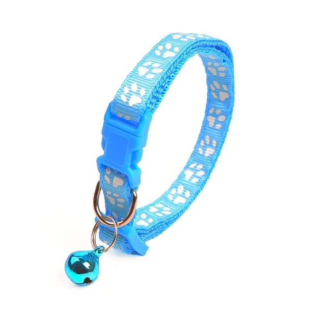 Coloured collar with bell for cats