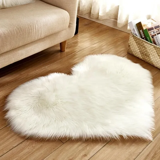 Hairy carpet in the shape of the heart of Woolie