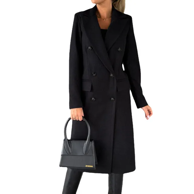 Double-breasted wool coat with long sleeves