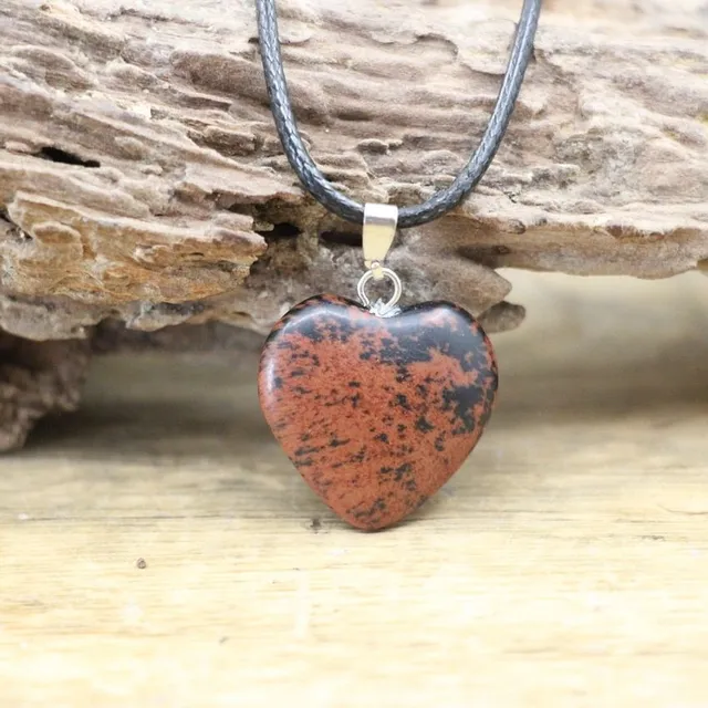 Beautiful necklace with heart-shaped pendant made of mineral with healing effects of Orcha