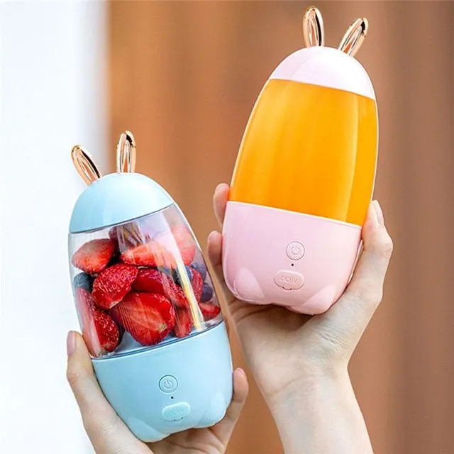 Portable electric juicer