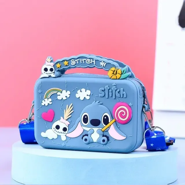 Dievča roztomilé silikónové vrecko cez rameno s motívom populárnej animovanej postavy Stitch