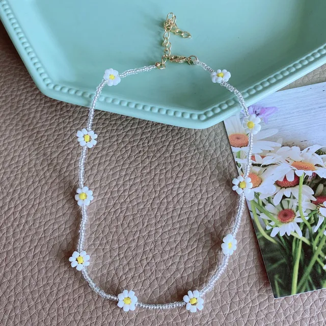 Collar choker de cuentas para mujer con flores