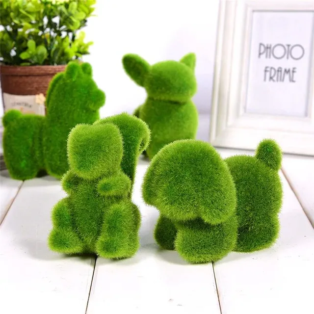 Easter moss decorations