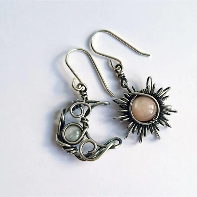 Earrings of the Sun and the Moon