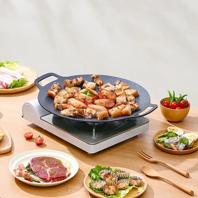 Portable grill on Korean way, round BBQ pan for camping and home