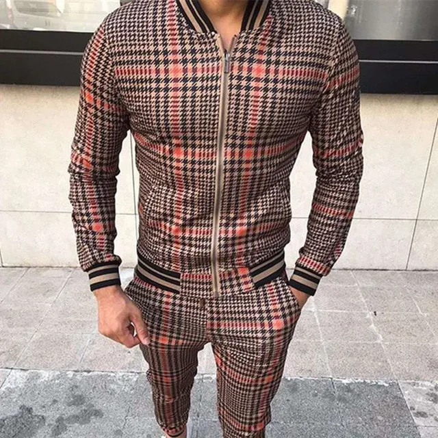 Men's elegant tracksuit