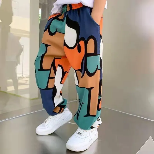 Pantaloni de trening casual pentru copii cu motiv Graffiti