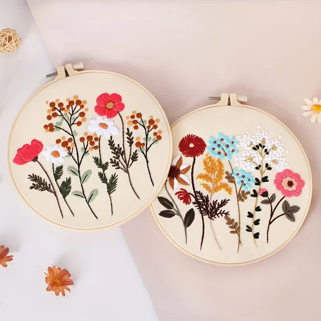 Embroidery set for beginners with 4 floral patterns, hoops, threads and needles