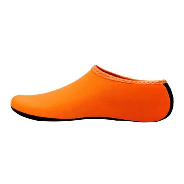 Unisex neoprene water shoes