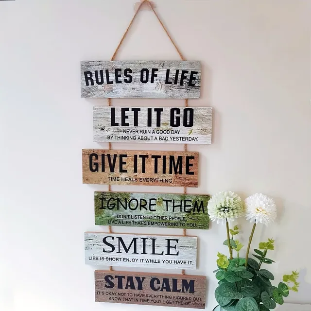 Étiquettes en bois avec slogans motivants pour la décoration