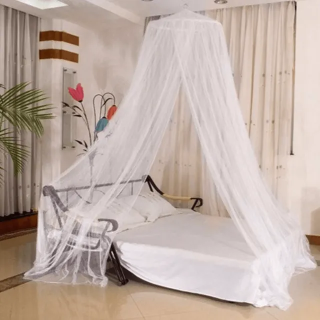 Mosquito netting: for a king size bed - your solution to stay bite-free and happy!