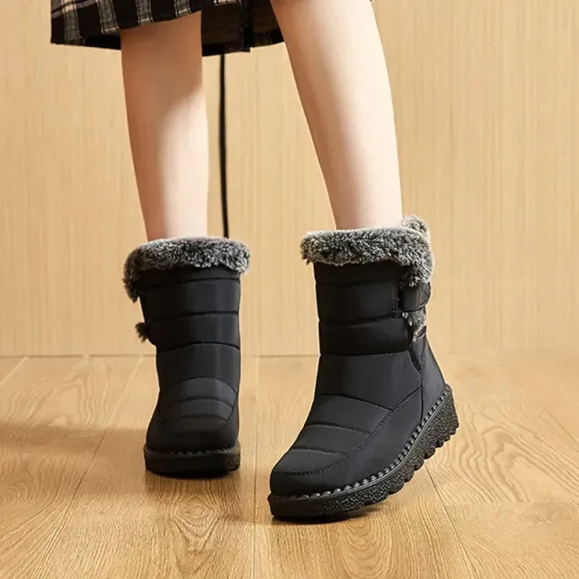 Women's winter waterproof snow boots with plush