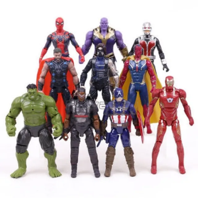 Figurki popularnych superbohaterów