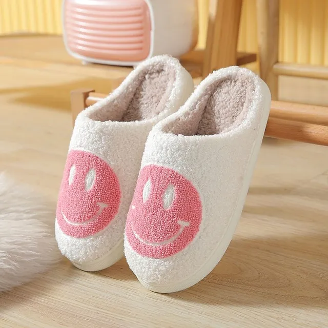 Plush winter slippers with smiley face