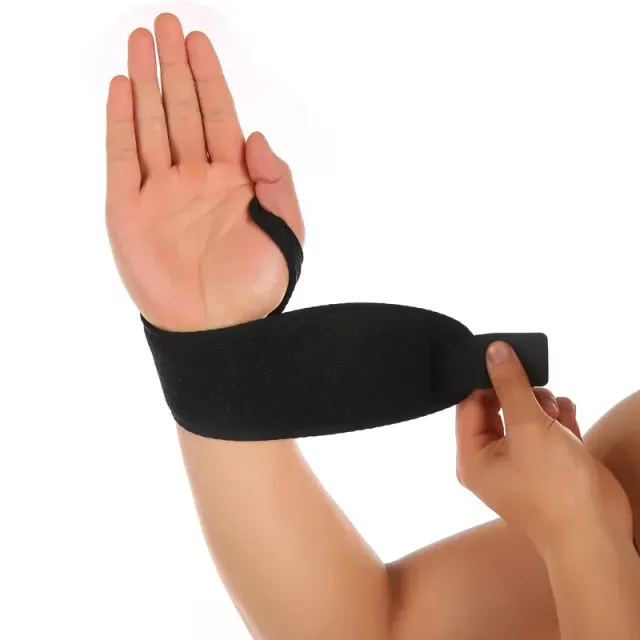 Sportovní náramky na zápěstí z prvotřídní tkaniny s otvorem pro palec a dvojitým utahováním pro podporu zápěstí