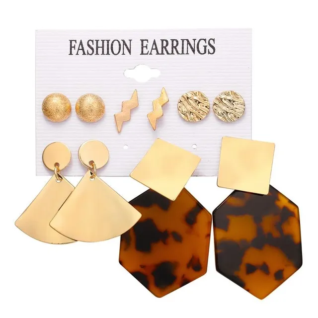 Luxury original set of modern trendy earrings in different shapes and sizes Newman