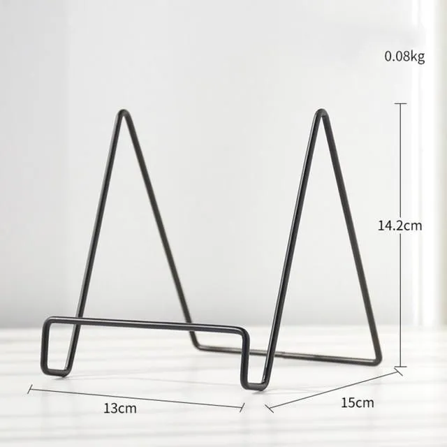 Metal stand for painting