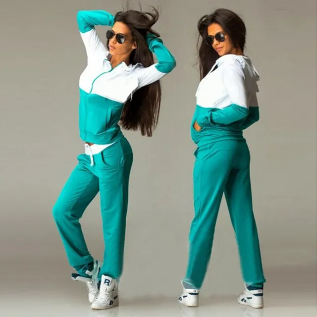 Women's casual tracksuit