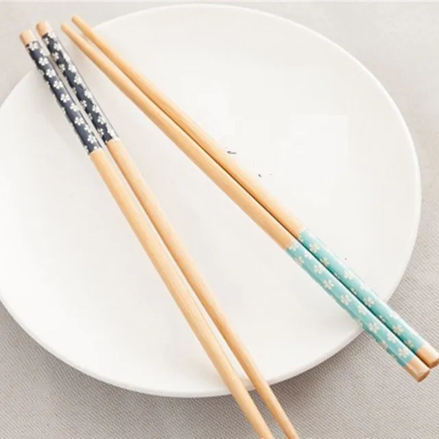 Bamboo chopsticks with flowers