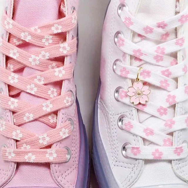 Sakura shoelaces